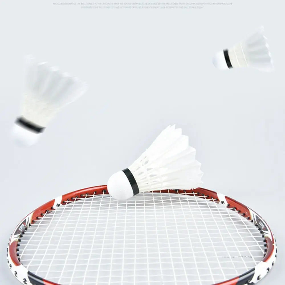 12 Stück Weiße Badminton Federbälle – Langlebige Trainings Federbälle für Profis & Freizeit | Stabile Flugbahn & Hochwertige Qualität Kaufschwan®