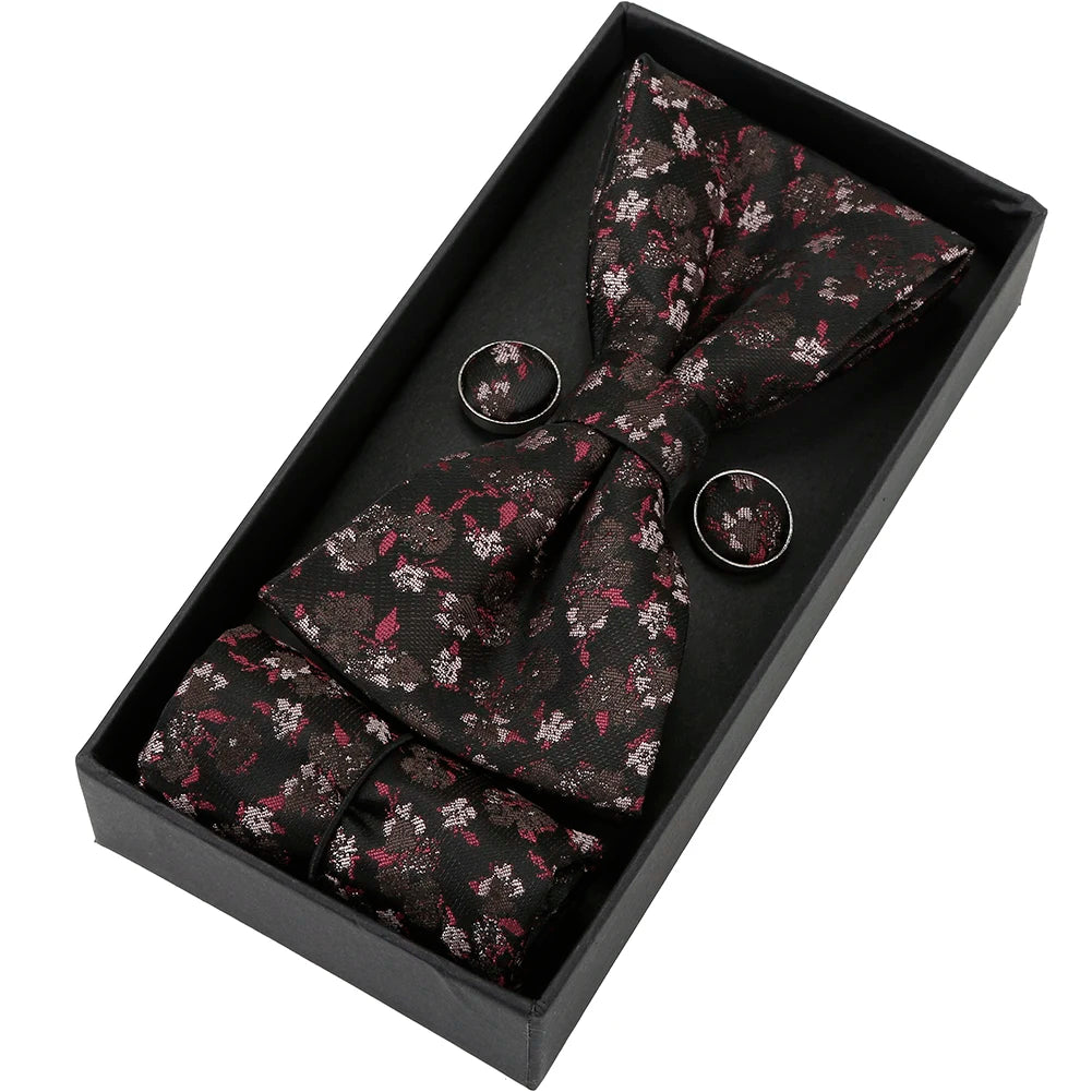 Herren Fliegen-Set mit Blumen-Paisley-Muster – 3-teiliges Geschenkset mit Fliege, Einstecktuch & Manschettenknöpfen | Elegantes Accessoire für Hochzeit & Business Kaufschwan® Dunkelrot mit schwarzem Muster