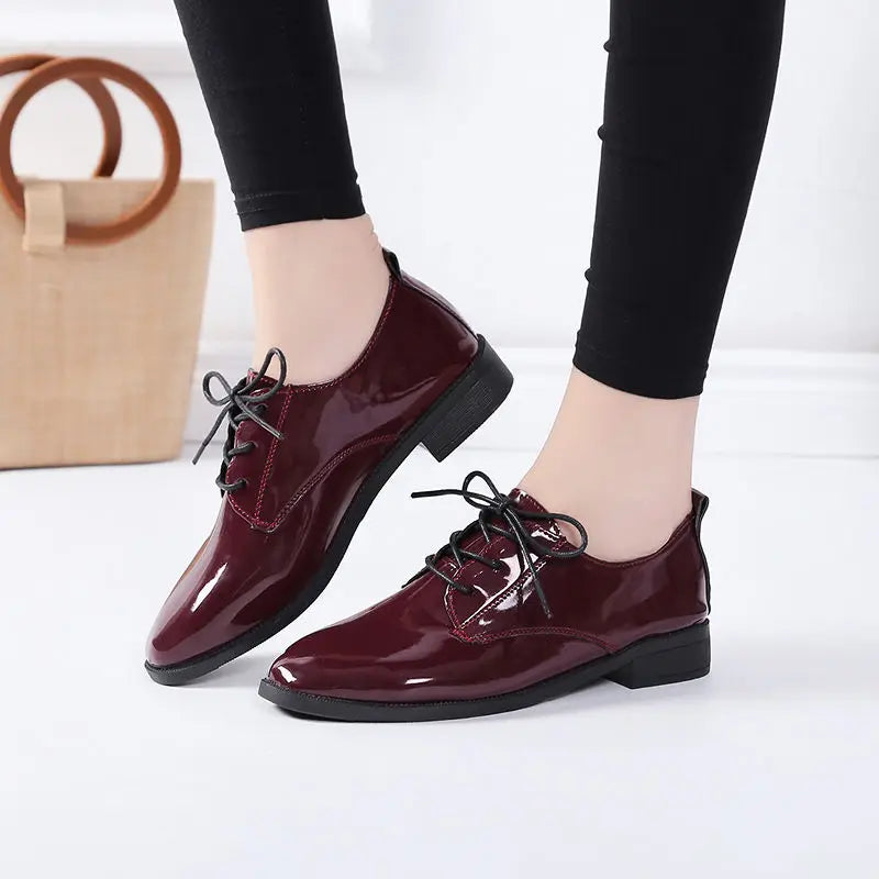Damen Business-Schuhe – Schwarze Low-Heels aus Leder | Klassische Business-Schuhe für Büro & Karriere im Herbst Kaufschwan®