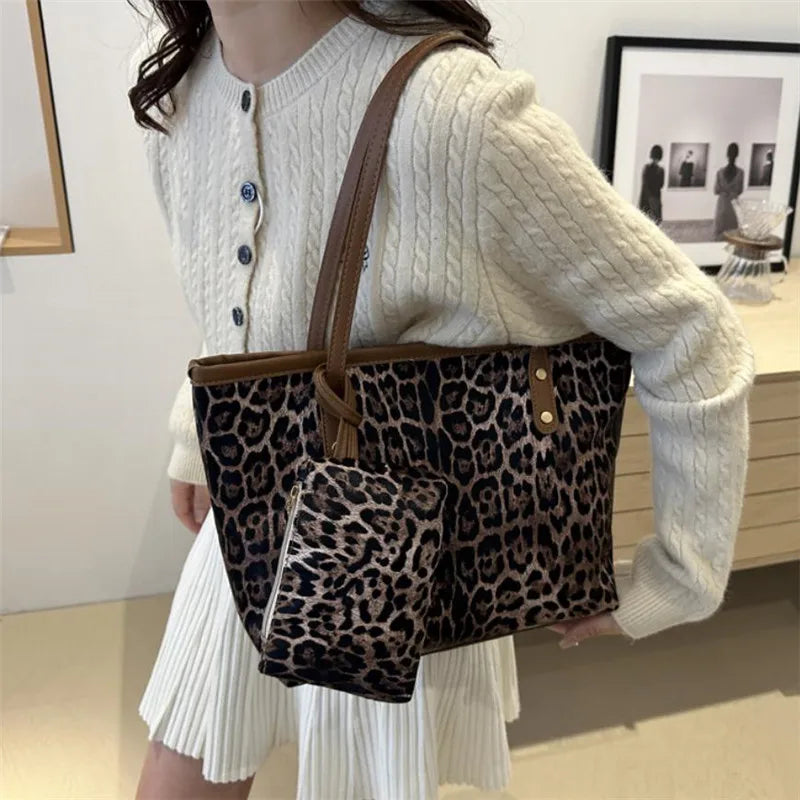 Leopardenmuster Tote Bag mit Beutel – Stylische Kunstleder Schultertasche | Große Kapazität Shopping Bag für Damen Alltag Kaufschwan®