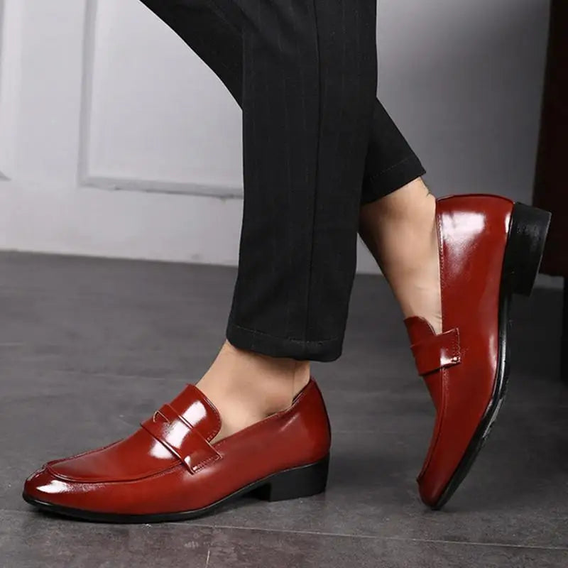 Herren Business-Loafer mit Spitze – Elegante Slip-On Lederschuhe | Formelle Freizeitschuhe für Frühjahr & Herbst im Sale Kaufschwan®