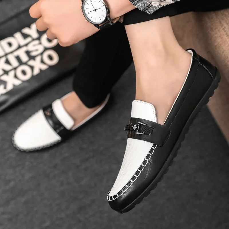 Herren Leder-Loafer – Klassische Runde Mokassins | Flache Slip-On Freizeitschuhe aus Weichem PU-Leder für Büro & Alltag Kaufschwan®