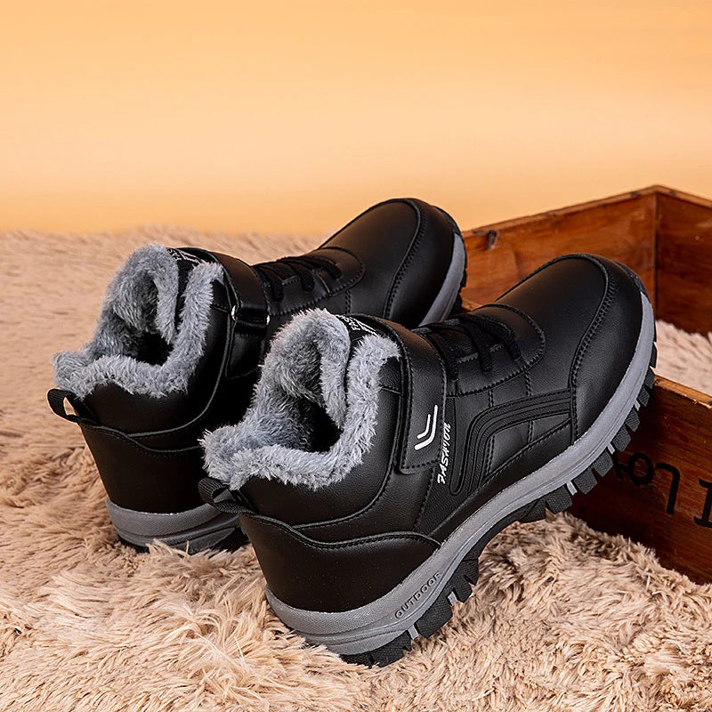 Herren Winterstiefel – Wasserdichte PU-Leder Schneestiefel | Gefütterte Rutschfeste Hohe Arbeits- & Freizeitschuhe Kaufschwan®