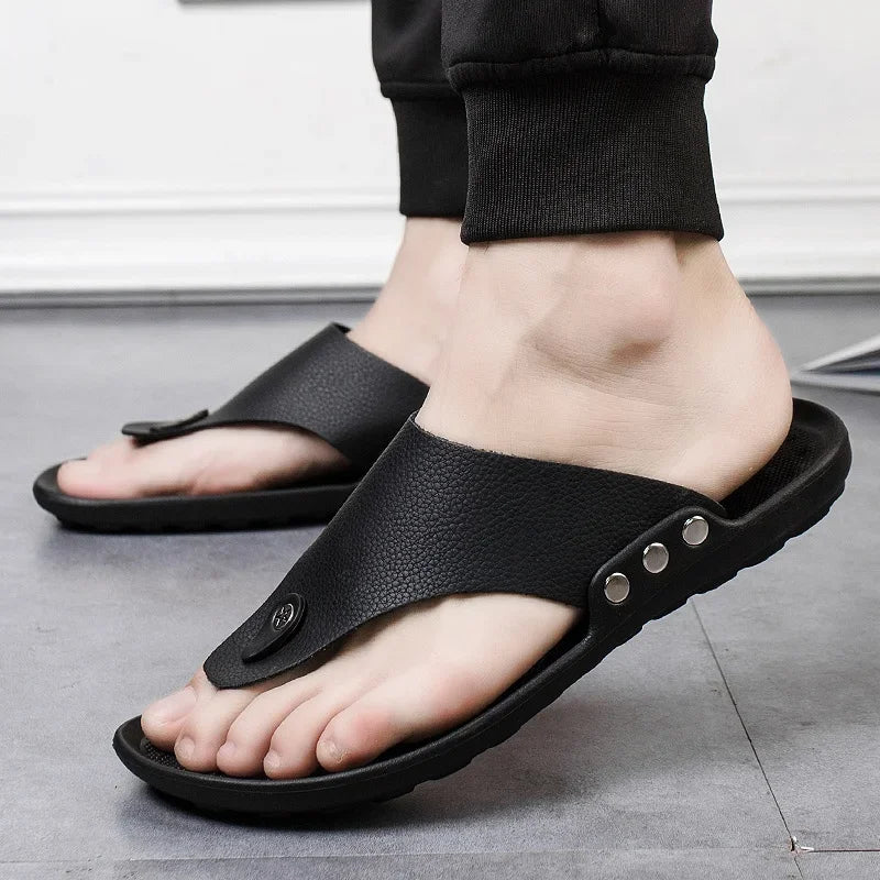 Herren Sommer Hausschuhe | Bequeme Braune Flip-Flops | Rutschfeste Strandsandalen & Badeschuhe Kaufschwan® Schwarz 45