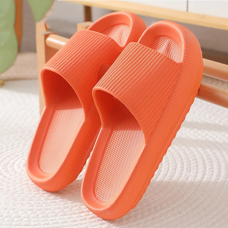 Sommer-Hausschuhe mit dicker Sohle | Atmungsaktive Rutschfeste Badslipper | Entspannung für Zuhause Damen Kaufschwan®