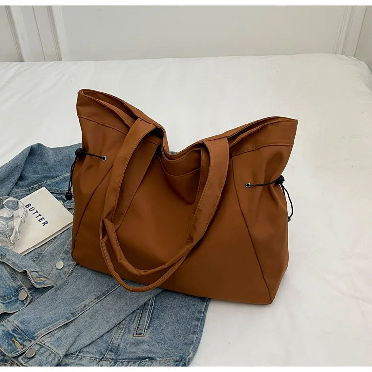 Casual Fashion Tote Bag mit Großer Kapazität – Damen Schultertasche für Reisen & Alltag | Ästhetische Handtasche mit Kordelzug