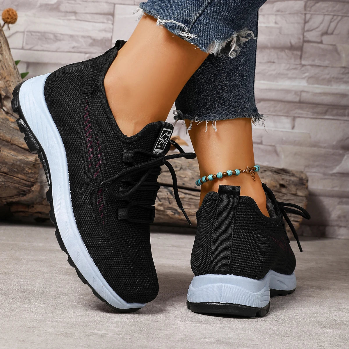 Damen Sportschuhe – Atmungsaktive Slip-On Freizeitschuhe mit Kunstfell Futter | Weiche Rutschfeste Winter Schuhe