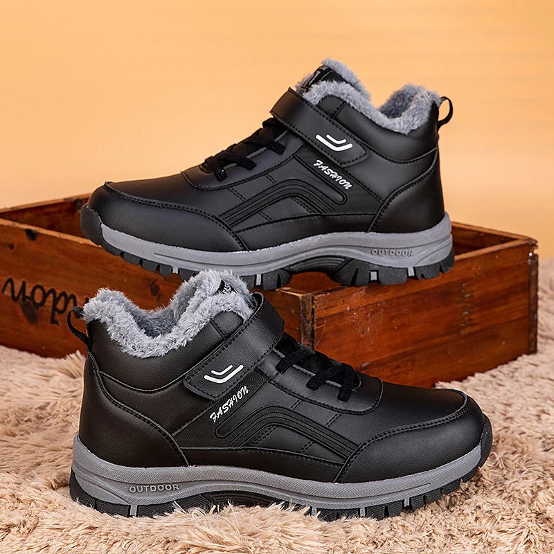 Herren Winterstiefel – Wasserdichte PU-Leder Schneestiefel | Gefütterte Rutschfeste Hohe Arbeits- & Freizeitschuhe Kaufschwan®