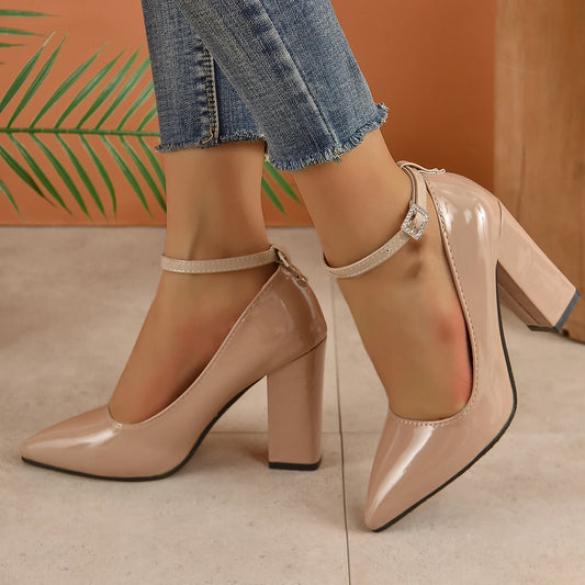 Damen Lackleder-Pumps mit 10 cm Absatz & Kristall-Schnalle – Elegante Spitzenschuhe mit Knöchelriemen | Luxus-High-Heels Kaufschwan®