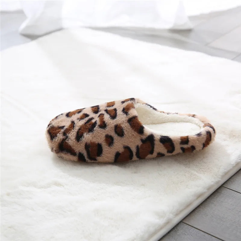 Leopardenmuster Winter-Hausschuhe | Indoor-Schuhe für Damen & Herren | Warme Fell-Slides | Rutschfeste Paare-Hausschuhe Kaufschwan®