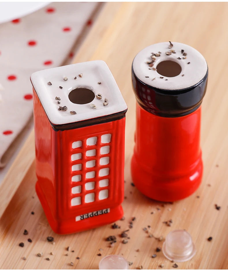 2er Set Keramik Gewürzstreuer – Telefonzelle & Briefkasten Design Salz- & Pfefferstreuer | Originelle Küchen Dekoration Kaufschwan®