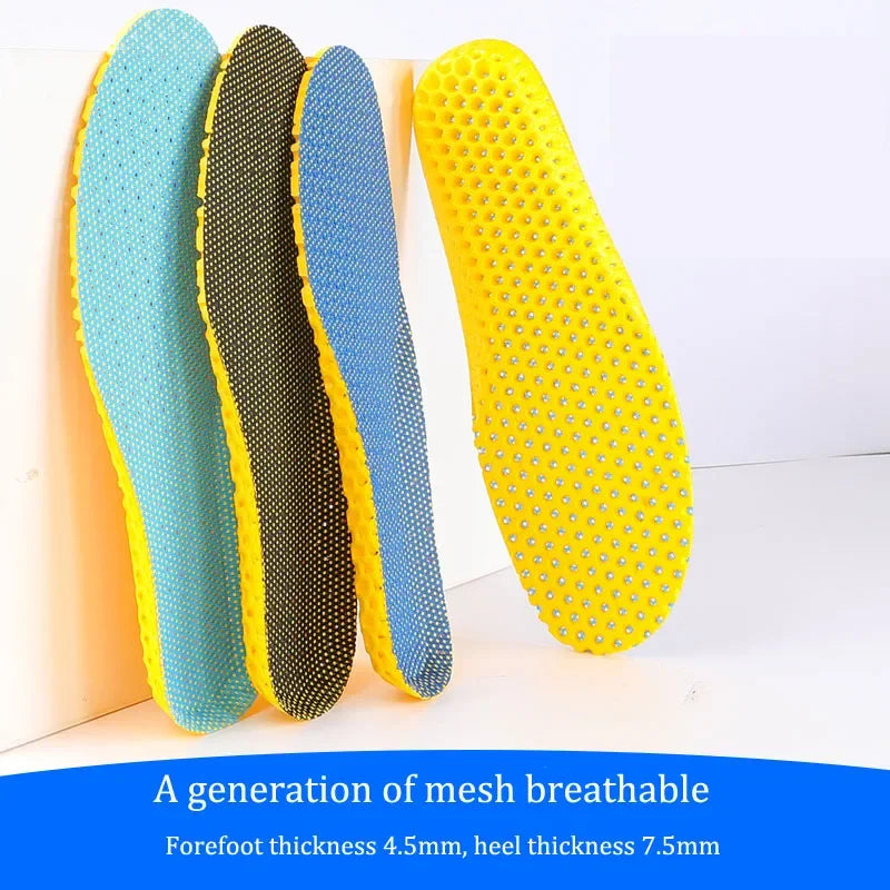 Neue Orthopädische Memory Foam Einlegesohlen | Atmungsaktive Mesh Sporteinlagen für Damen & Herren | Dämpfung & Fußgewölbeunterstützung Kaufschwan®