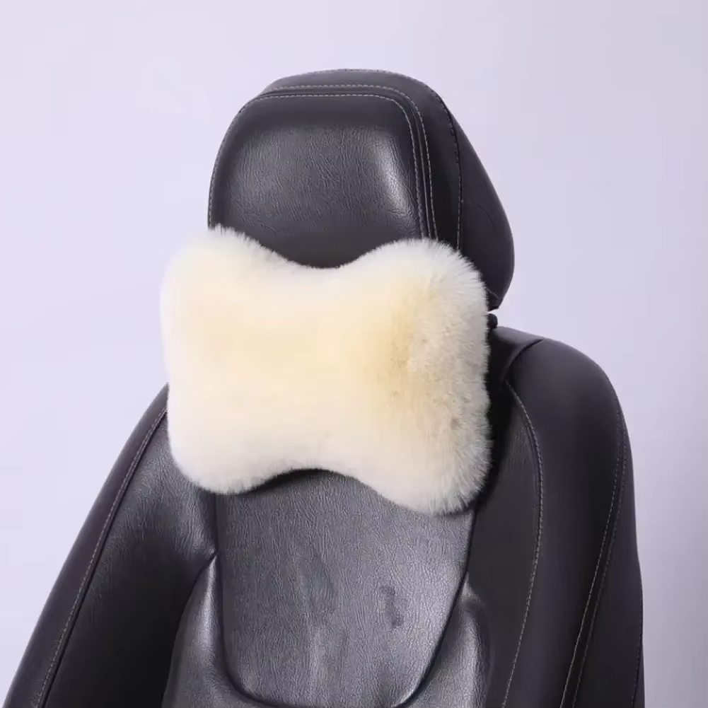 Weiches Plüsch-Nackenkissen fürs Auto – Atmungsaktives Kopfstützenkissen für Kopf & Nacken Kaufschwan® Beige