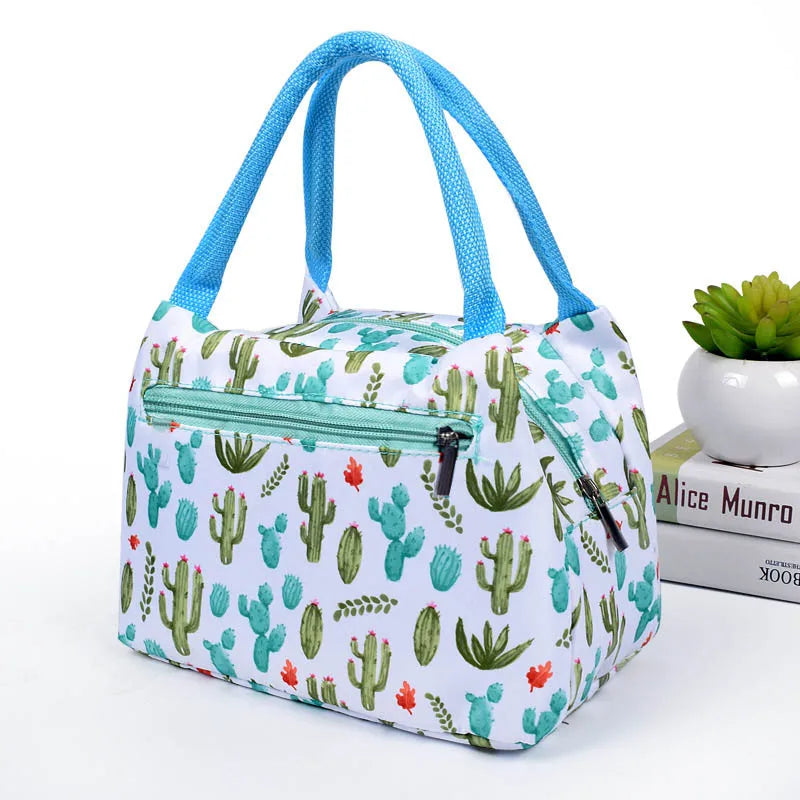 Flamingo Picknick Lunch Tasche – Tragbare Isolierte Kühltasche für Damen | Wasserdichte Thermo Lunchbox mit Reißverschluss für Strand, Schule & Reisen Kaufschwan® Hellblau