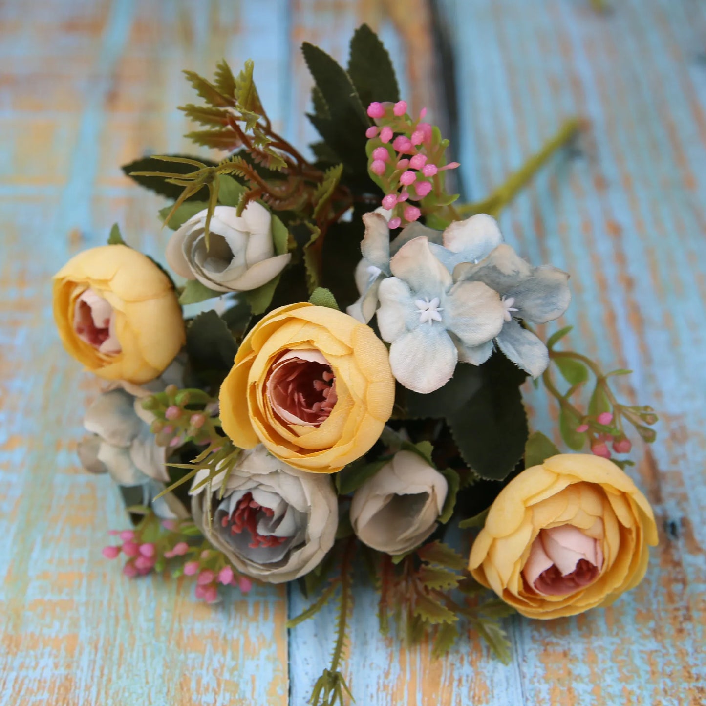 Herbstliche Künstliche Teerosen & Gerbera Seidenblumen – Kunstblumenstrauß für Hochzeit, Zuhause & Raumdekoration Kaufschwan®