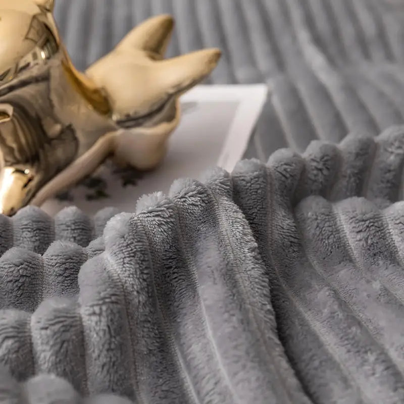 Flanell-Bettdecke – Weiche & Warme Kuscheldecke für Einzel-, Queen- & King-Size-Betten