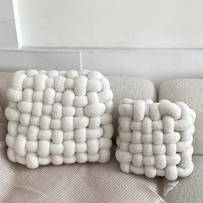 Luxuriöses Kissen für Wohnzimmer | Weicher Lammfell Dekokissen für Sofa & Stuhl | Komfortables Sitzkissen für Zuhause Kaufschwan®