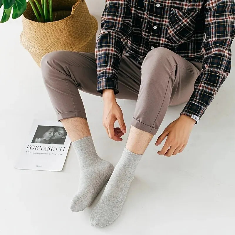 5 Paare Herren Baumwoll-Atmungsaktive Schweißabsorbierende Kurzsocken | Einfarbige Wadenlange Sport- & Business-Socken Kaufschwan®
