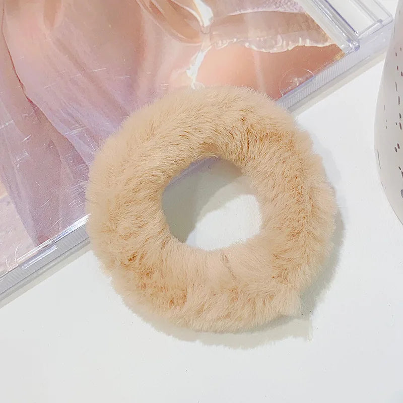 Bunte Flauschige Haargummis | Plüsch-Scrunchies für Damen & Mädchen | Weiche Elastische Pferdeschwanzhalter Kaufschwan® Hellbraun 2