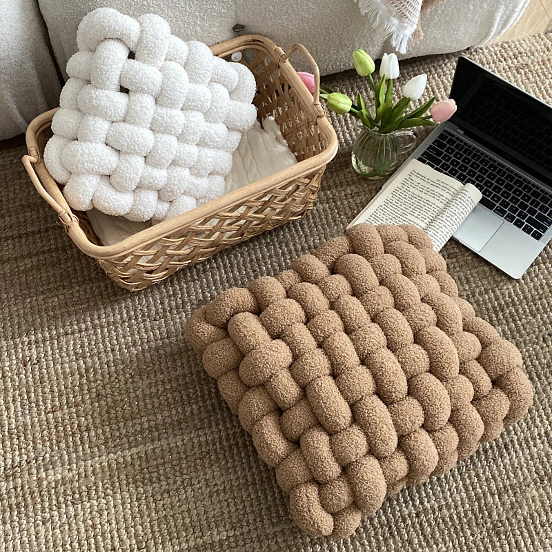 Luxuriöses Kissen für Wohnzimmer | Weicher Lammfell Dekokissen für Sofa & Stuhl | Komfortables Sitzkissen für Zuhause Kaufschwan®