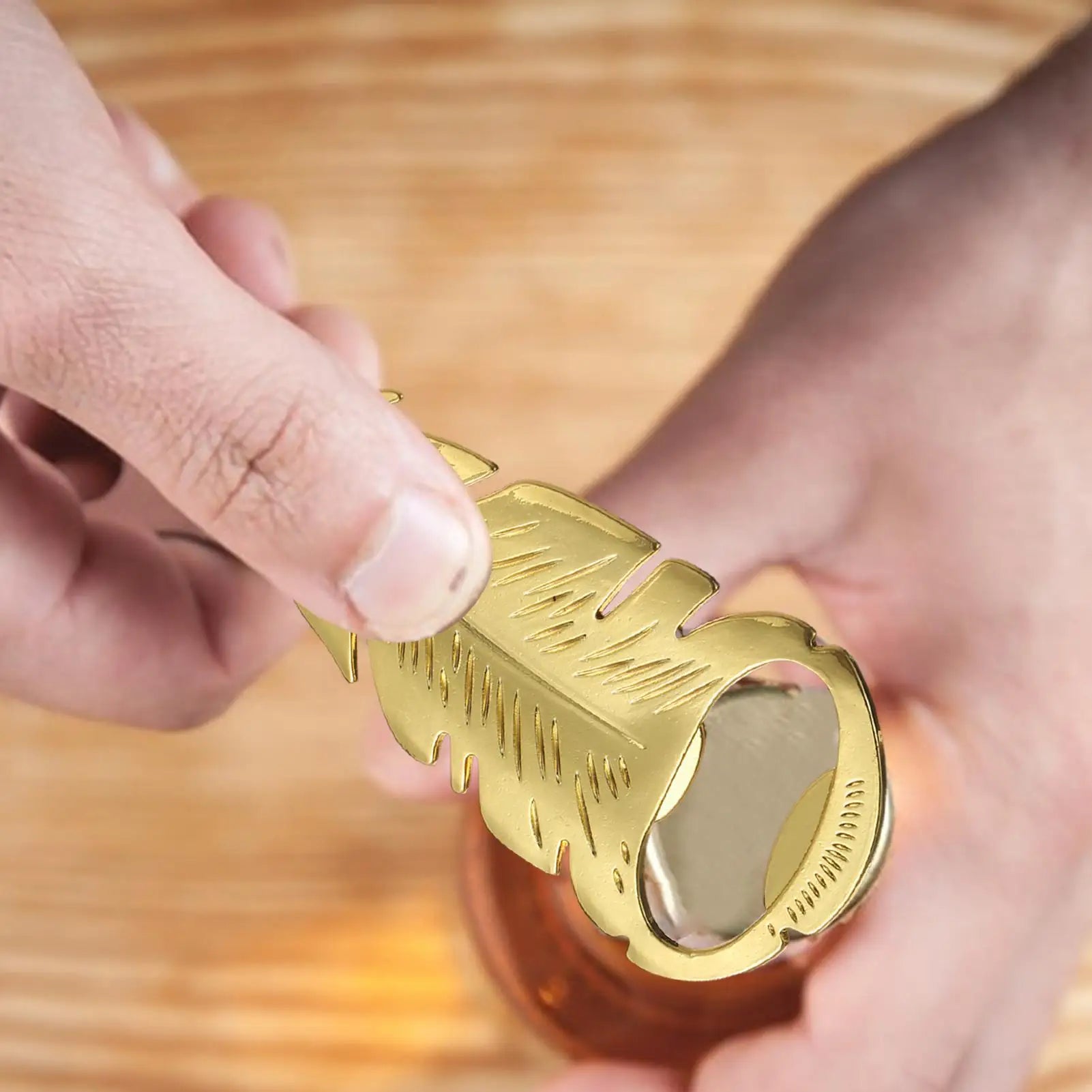 Gold Feder Flaschenöffner – Metall Bieröffner Multifunktionales Werkzeug Kaufschwan®