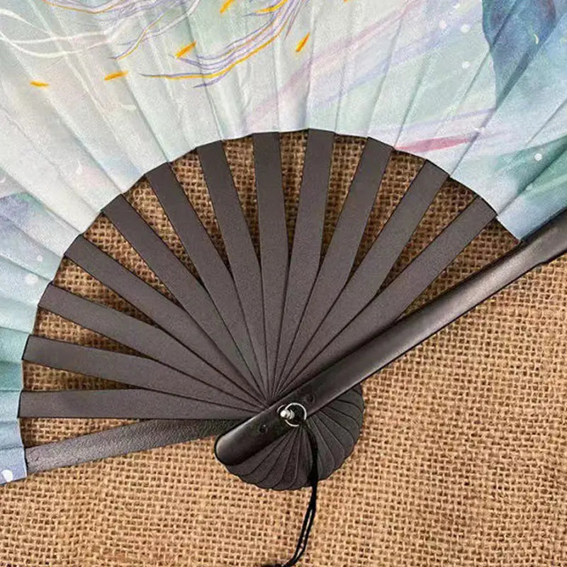 Retro Drachen Faltfächer | Beidseitiger Seidenstoff Handfächer | 8-Zoll Tragbarer Chinesischer Hanfu Fächer für Damen & Herren Kaufschwan®