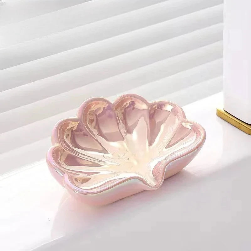 Muschelförmige Keramik Seifenschale – Kreativer Seifenhalter mit Abfluss für Badezimmer, Waschbecken oder Schreibtisch Kaufschwan®
