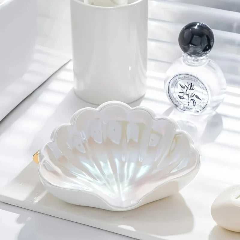 Muschelförmige Keramik Seifenschale – Kreativer Seifenhalter mit Abfluss für Badezimmer, Waschbecken oder Schreibtisch Kaufschwan®