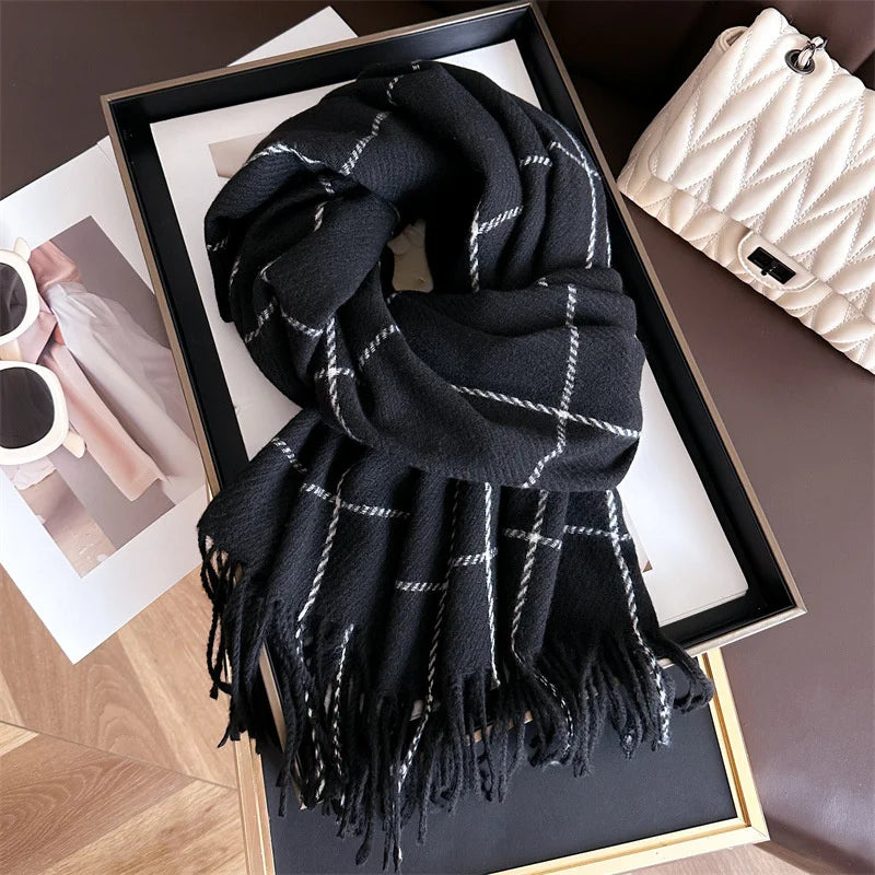 Modischer Karo Kaschmir-Imitat Schal | Luxus Pashmina Wärmeschal | Umschlagtuch, Poncho Decke mit Fransen Kaufschwan® Schwarz