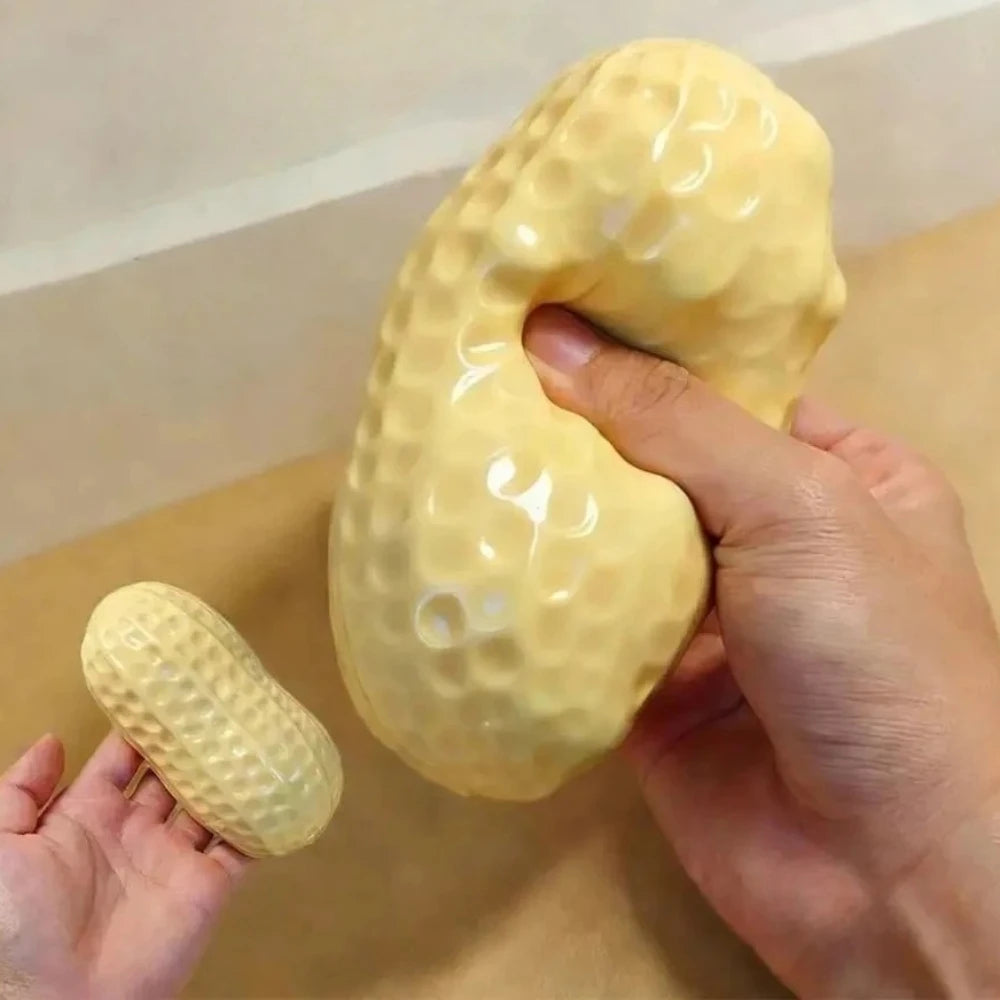 Erdnuss-Squishy-Stressball – Weiches Waschbares Sensorik-, Fidget- & Knautschspielzeug für Kinder, Erwachsene, Büro & Alltag Kaufschwan®