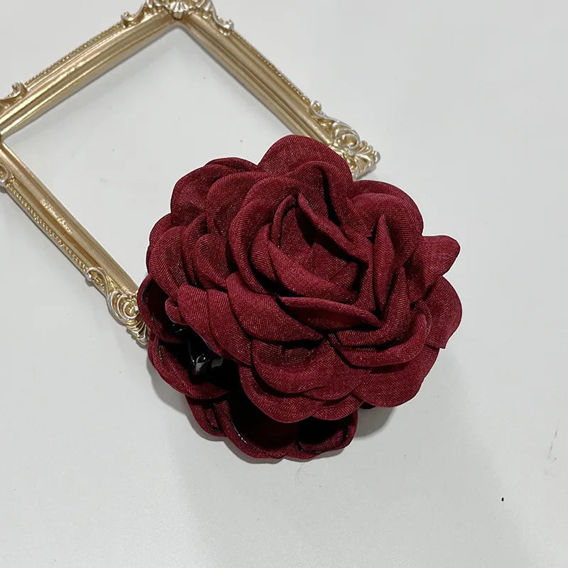 Stoff-Rosen-Haarklammern – Elegante Haaraccessoires für Damen & Mädchen