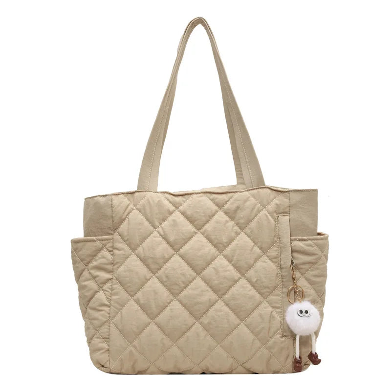 Schwarze Quilted Handtasche mit Großer Kapazität – Schultertasche im Karo-Design mit Mehreren Fächern & Plüsch Anhänger Kaufschwan® Beige