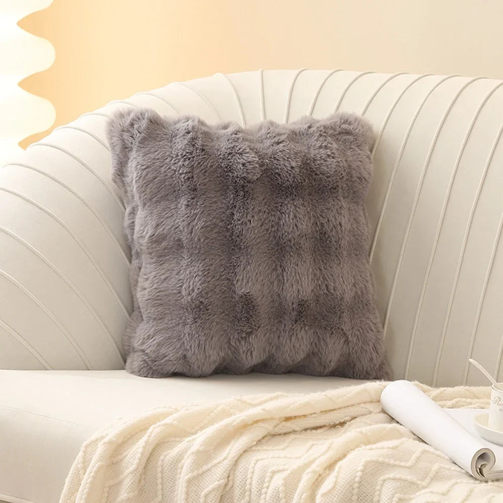 Weicher Fell-Kissenbezug | Gemütlicher Plüsch-Dekokissenbezug für Wohnzimmer, Sofa Dekor | Weiß & Grau Kaufschwan®