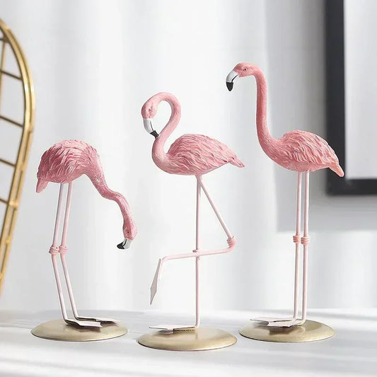 Kreative Flamingo Resin Figur – Cartoon Desktop Dekoration im INS Stil für Wohnzimmer und Schreibtisch