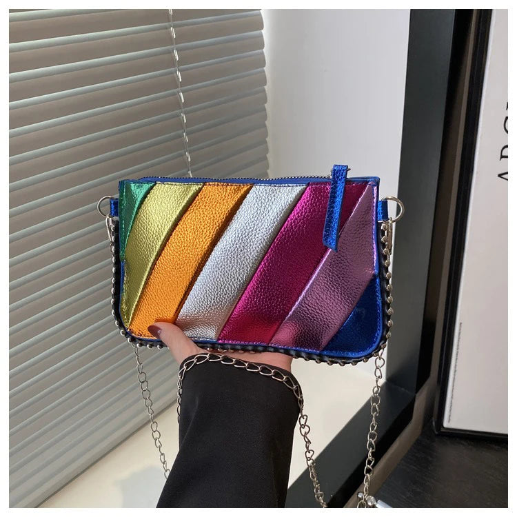 Regenbogen Gestreifte Damen Tasche – Leichte Ketten Crossbody, Schulter & Clutch Handtasche | Modische Handy Tasche Kaufschwan® Blau