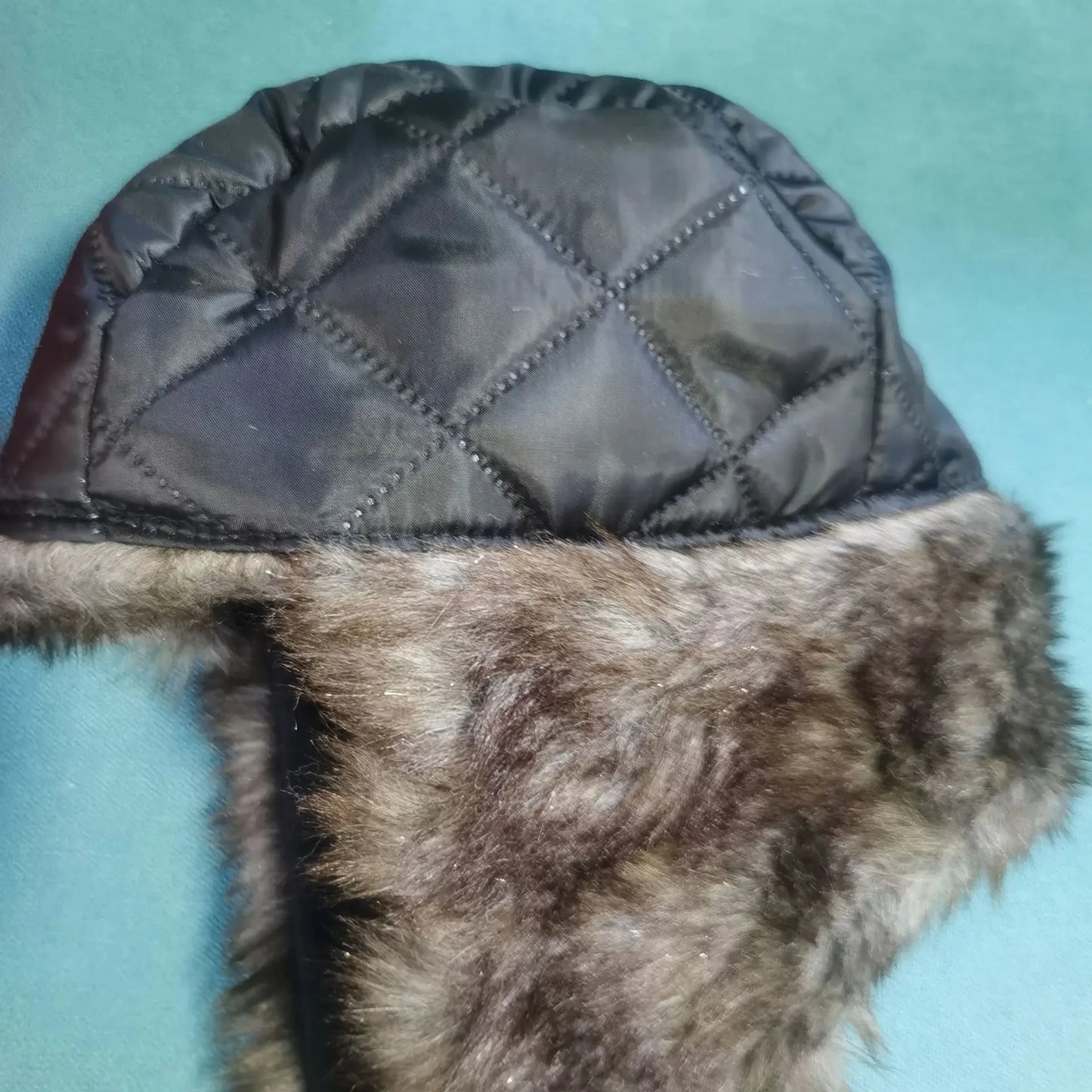 Unisex Trapper Aviator Trooper Mütze – Winter Bombermütze mit Ohrenklappen & Kunstfell | Warme Russische Skimütze für Damen & Herren Kaufschwan®