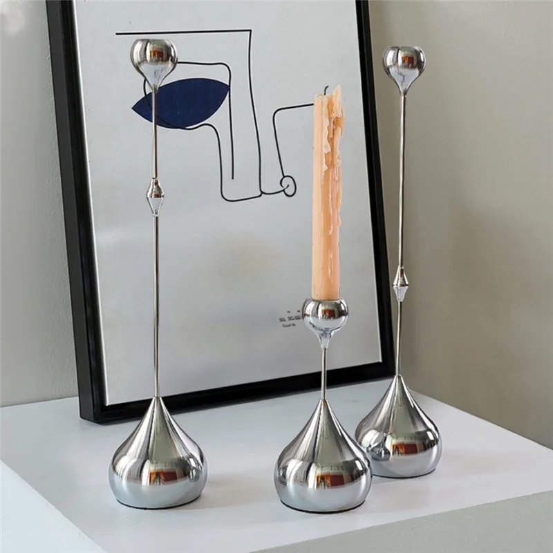 Silberner Metall Kerzenhalter – Romantischer Kunst Kerzenständer für Esstisch, Hochzeit & Fotografie Kaufschwan®