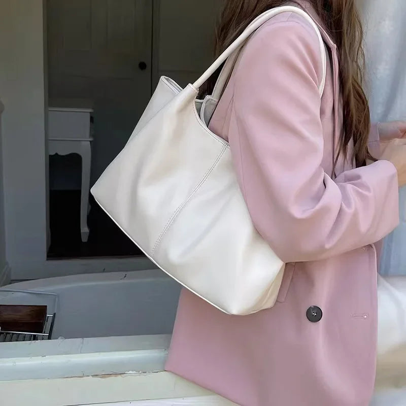 Schlichte Weiße Schultertasche – Damen Kunstleder Underarm Tote | Große Kapazität Handtasche für Schule, Studium & Shopping Kaufschwan®