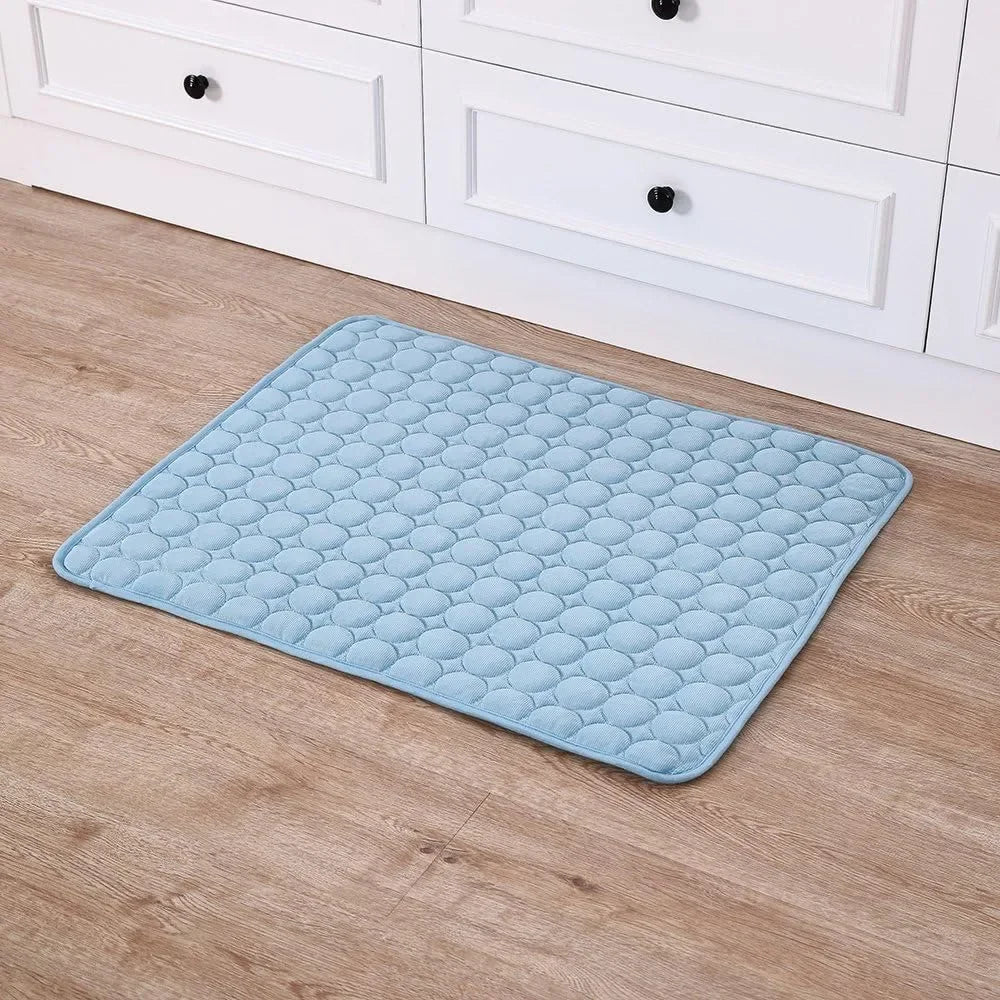 Sommer Kühlmatte für Haustiere - Atmungsaktive Waschbare Selbstkühlende Liegematte für Hunde, Katzen und Sofa Kaufschwan®