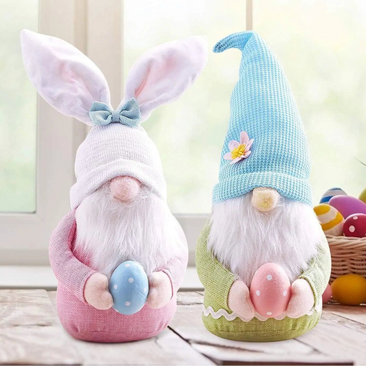 Osterhasen-Wichtel mit Ei – Handgemachte Faceless Plüschfigur | Frühlingsdeko & Geschenk für Mädchen