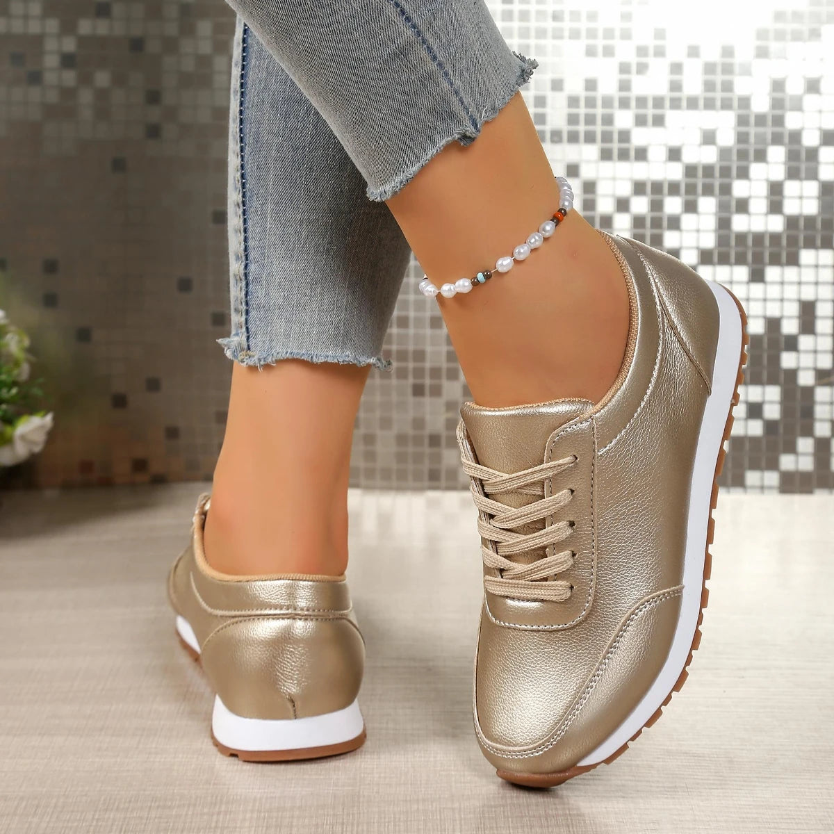 Damen Leder-Sneaker – Bequeme Schnürschuhe in Übergrößen | Runde Zehenform, Flache Low-Top Schuhe für Frühling & Herbst Kaufschwan®