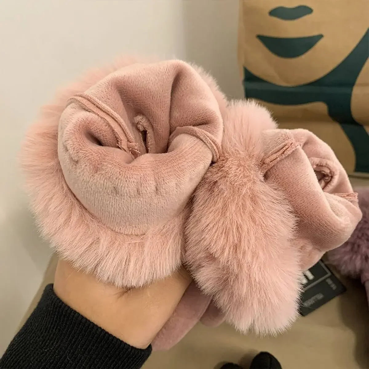 Damen Winterhandschuhe aus Wildleder – Elegante Touchscreen Handschuhe mit Samtfutter | Warme Verdickte Handschuhe für Autofahren & Radfahren Kaufschwan®