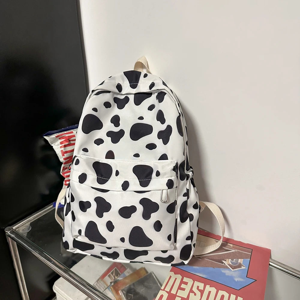 Rucksack mit Kuhmuster für Damen | Leichter & Vielseitiger Studenten-Rucksack | Gymnasium & Alltag Kaufschwan® Weiß