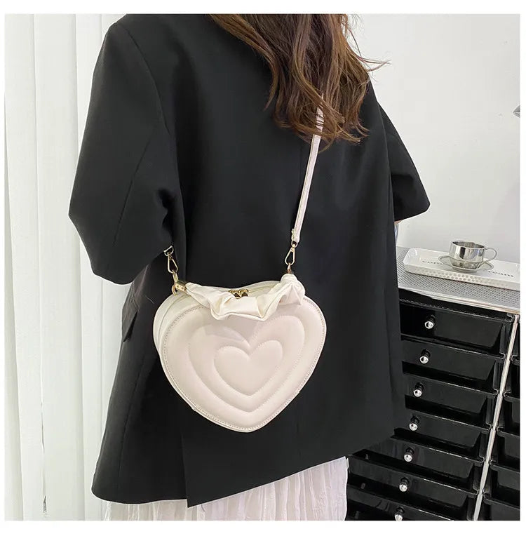 Herzform Schultertasche – Kleine PU Leder Crossbody & Handtasche mit Henkel für Damen | Designer Love Bag Kaufschwan®