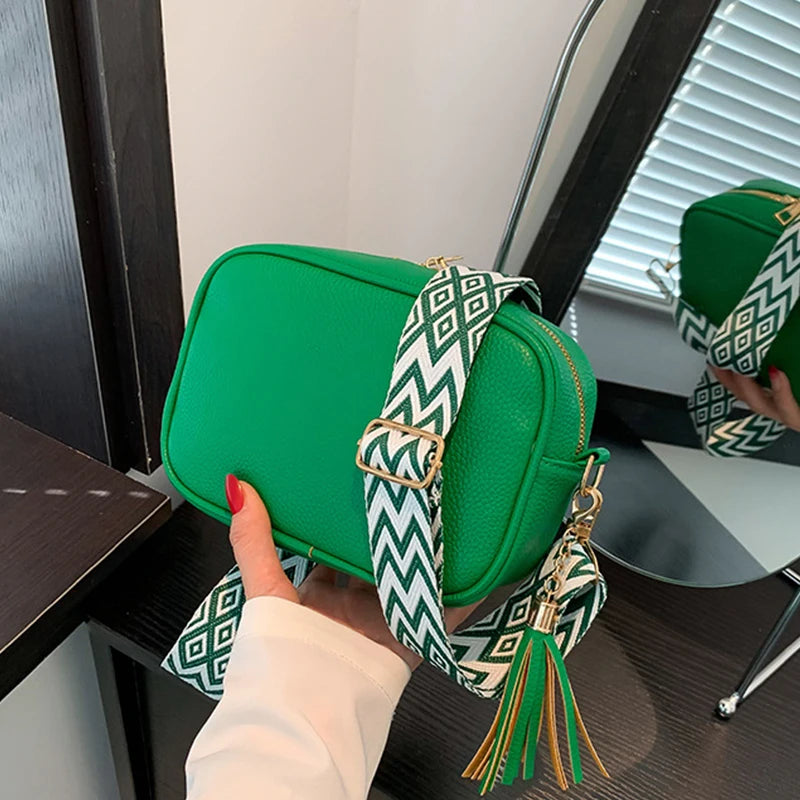 Minimalistische Schultertasche – Damen Umhängetasche mit Großer Kapazität | Einfarbige Kleine Quadratische Crossbody Tasche Kaufschwan®