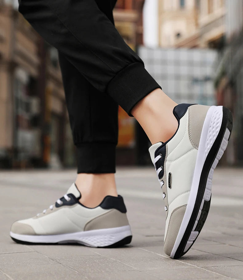 Herren Ledersneaker – Trendige Sportschuhe | Atmungsaktive & Rutschfeste Freizeitschuhe für Reisen & Alltag Kaufschwan®