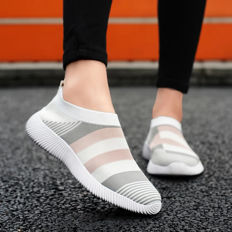 Damen Vulcanized Slip-On Sneaker – Hochwertige Freizeitschuhe | Bequeme Loafer für Spaziergänge | Übergrößen bis 44 Kaufschwan®