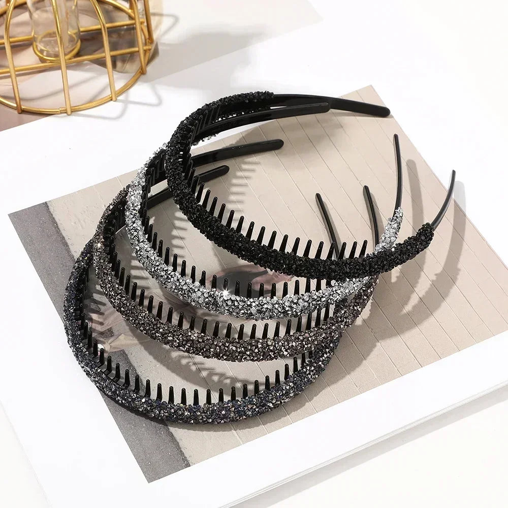 Eleganter Strass-Haarreif mit Antirutsch-Design – Kristall-Haarreif für Damen | Modisches Haaraccessoire Kaufschwan®