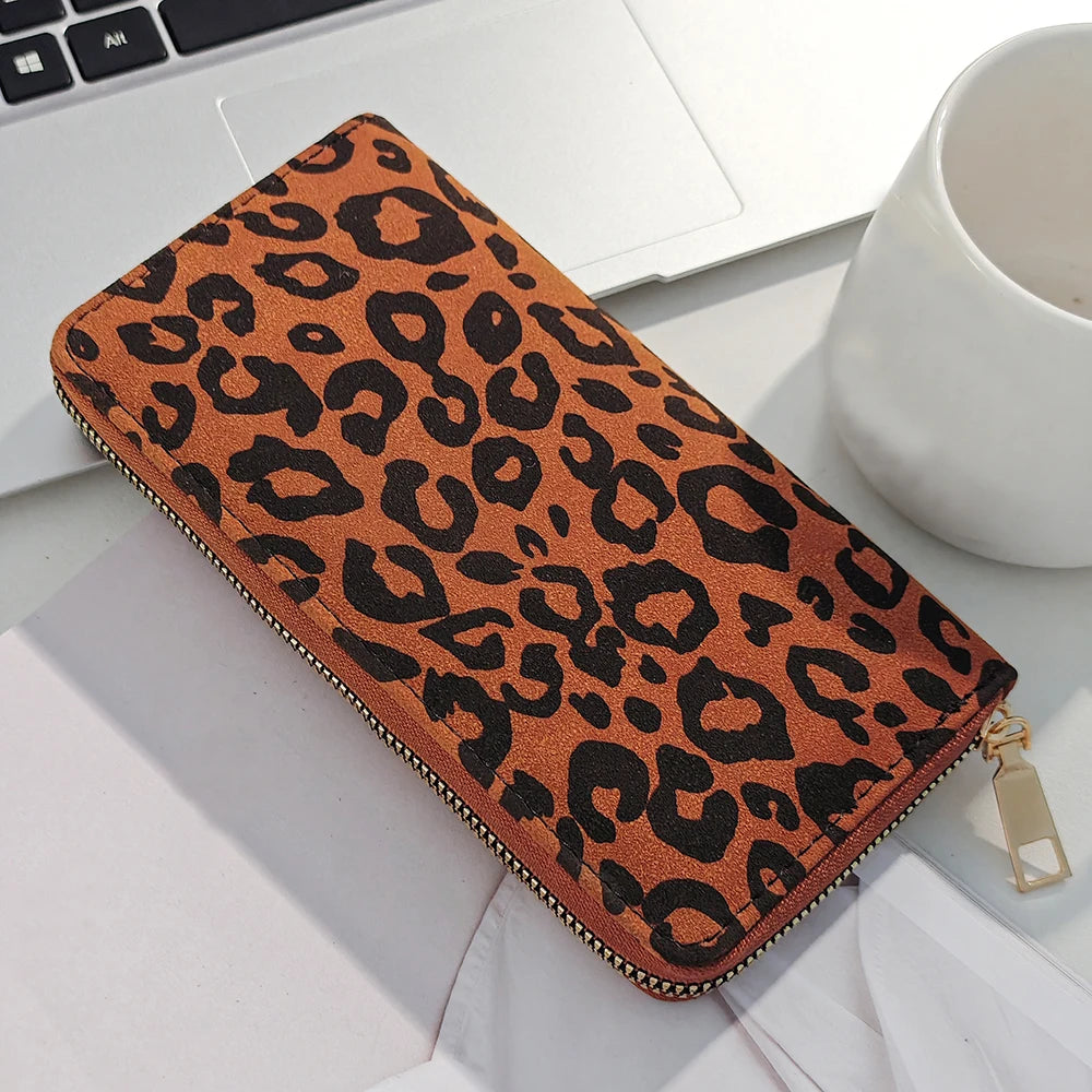 Einfache & Vielseitige Damen Geldbörse mit Leopardenmuster – Große Kapazität & Mehrere Kartenfächer | Modische PU Leder Handtasche Kaufschwan® Design 1