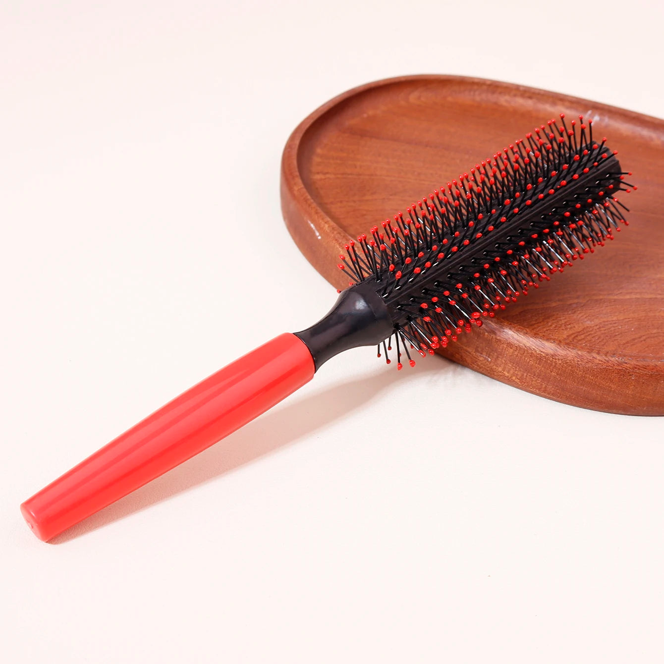 Quiff Roller Rundbürste – Rutschfeste Stylingbürste für Damen & Herren | Rockabilly Haar-Tool & Perückenfreundlich